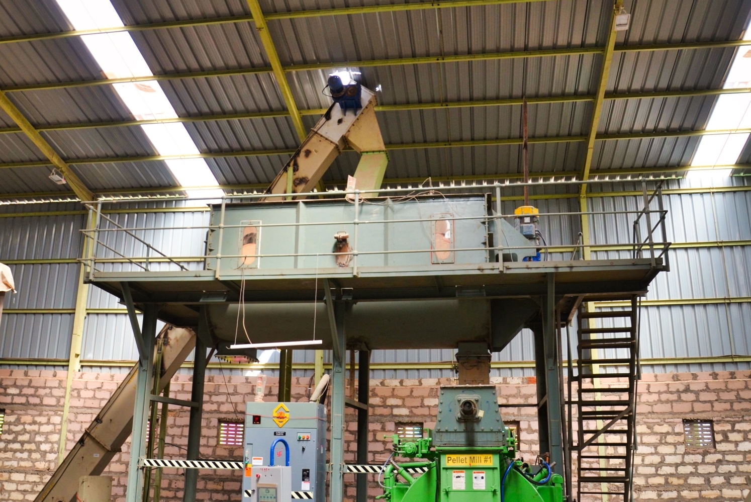 Ribbon Mixer – High-Efficiency Bamboo &#8211; Biomass &amp; Industrial Mixing Solution - 1