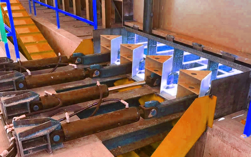 Hydraulic Moving Floor System - 7